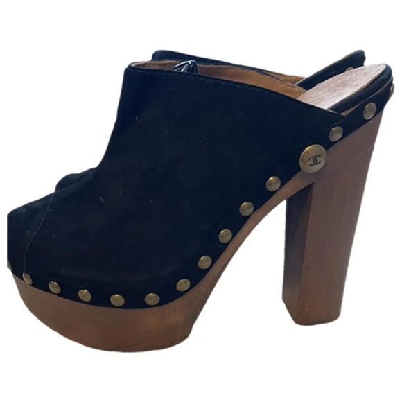 Chanel black suede clogs - Picture 1 of 1